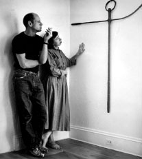 Jackson Pollock and Lee Krasner, ca. 1951. Photograph by Hans Namuth. © 1991 Hans Namuth Estate. Courtesy Center for Creative Photography, University of Arizona.
